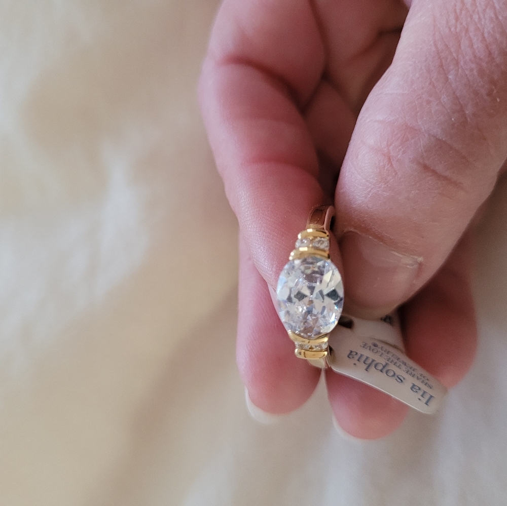 Ring - Picture 6 of 7